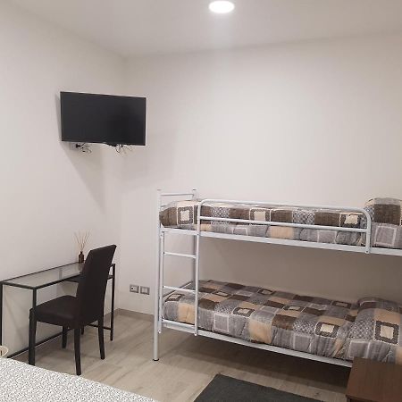 Guest House Via Milano Catanzaro Bagian luar foto