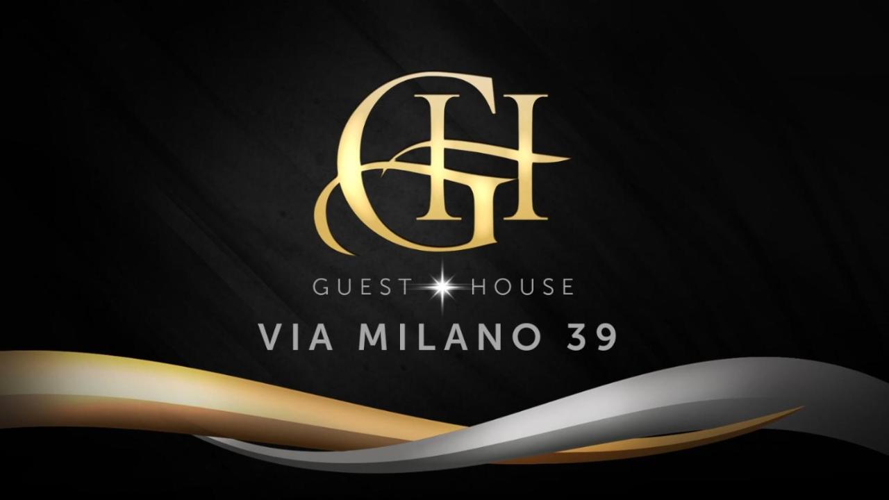 Guest House Via Milano Catanzaro Bagian luar foto